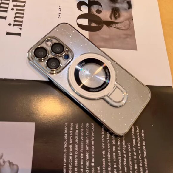 Cream iPhone16 Case - Picture 1 of 2